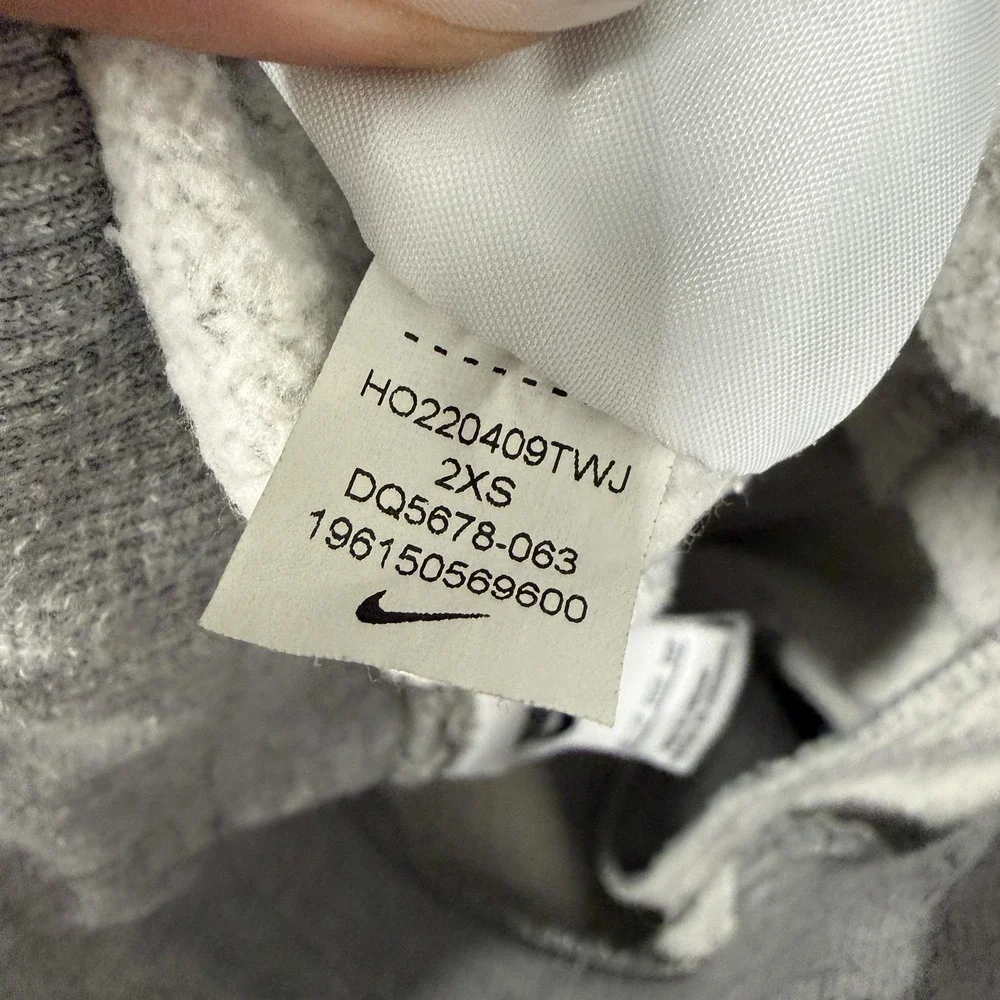 Nike Pants Youth‎ XXS Gray Club Fleece Sweatpants Joggers Drawstring DQ5678-063